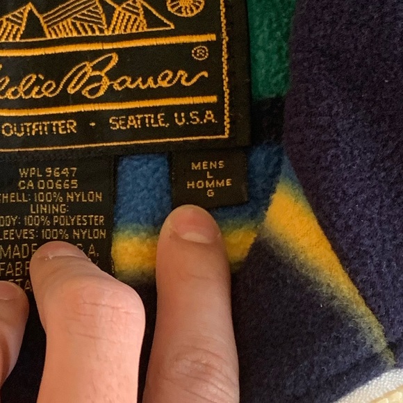 A white and colourful Eddie Bauer jacket size L - Picture 4 of 4